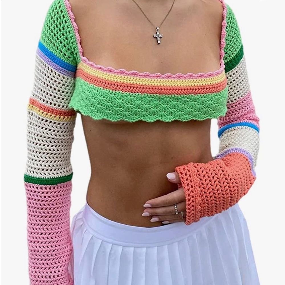 NWT CROPPED CROCHET TOP